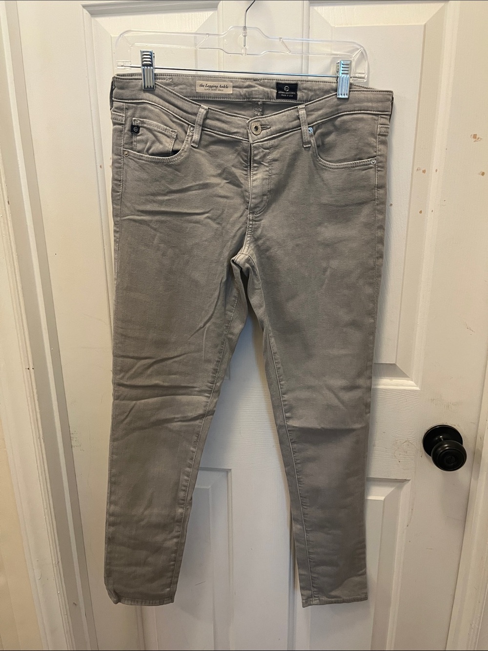 LIKE NEW AG The Legging Ankle Super Skinny Ankle Jeans - Sz 30R
